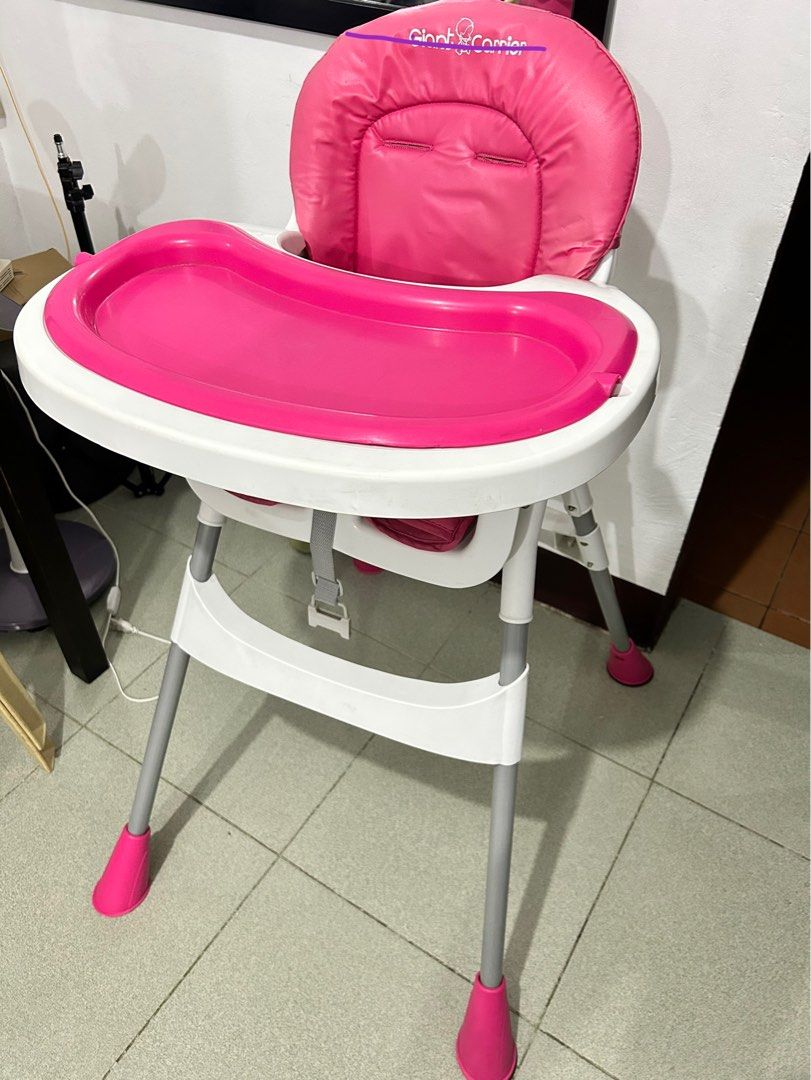 Giant Carrier High Chair