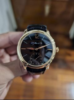 (Category: ) located in . Submitted by watch_list (Listing ID 1324720629, Image 1). Description: .
