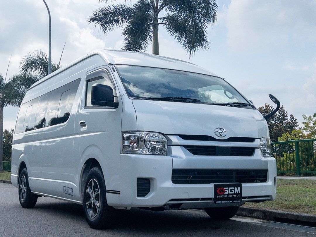 [Ready Stocks] PI Toyota HiAce Commuter High Roof GL62886405656451114