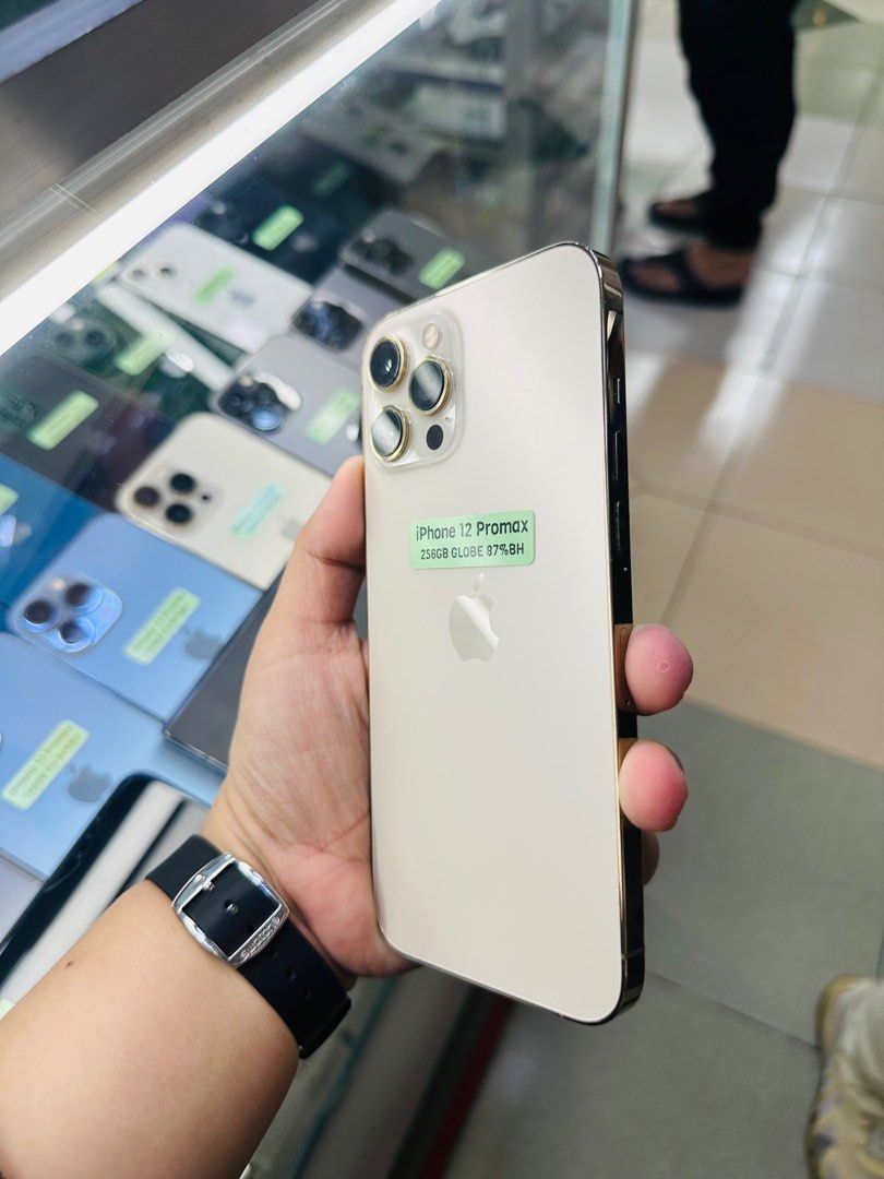 Iphone 12 Pro Max 256gb 87% batt Globelocked (Category: iPhone 12 Series) located in San Juan City. Submitted by javedsgadgetshop (Listing ID 1324723429, Image 2). Description: OPEN FOR INSTALLMENT VIA CREDIT CARD/GGIVES/SPAY/BILLEASE & SWAP/TRADE-IN! BUY AND SELL! Quick Specs : Iphone 12promax •256gb •NTC Variant •87% batt health •Globelocked •95% Smoothness •No hidden issue | No Repaired •100% Authentic | Not Refurbished •w/ OEM Charger & store