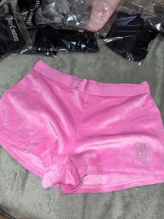 (Category: ) located in . Submitted by thriftmaaa (Listing ID 1324606519, Image 1). Description: .