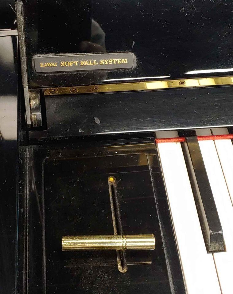 Kawai VT132 Variable Touch Control piano Carousell