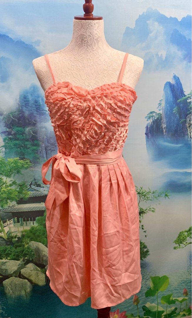 laga fits small to med (Category: Dresses) located in Pagadian. Submitted by thelmacab21006 (Listing ID 1324688644, Image 1). Description: AVAILABLE PReloved items all in good condition..some have very minimal flaws only ...‼️ RFS: Decluttering For reference manequin size: Small to Medium shoulder 39cm, bust 86cm waist 65cm, hips 87cm 🌺 MINE NOW, PAY until tomorrow 🌹 First to pay basis 🌺 NO COD 🌺 Courier • J&T Express, JRS 🌺 Washed and prelo
