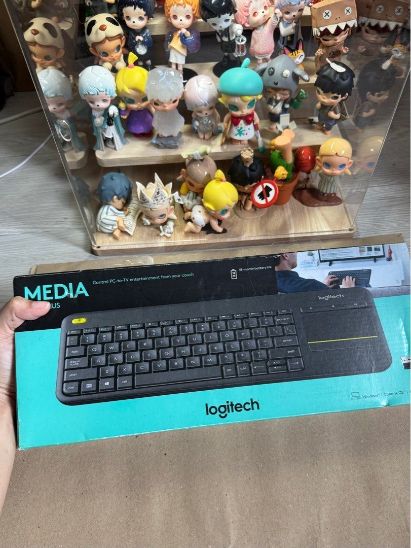 LOGITECH WIRELESS KEYBOARD WITH TRACKPAD - ORIGINAL COMPLETE (Category: Computer Keyboard) located in Pasay City. Submitted by calidueroisdonutadd (Listing ID 1324619820, Image 2). Description: BATTERY OPERATED WITH USB DONGLE FEEL FREE TO CHECK PICTURES NEGOTIABLE.