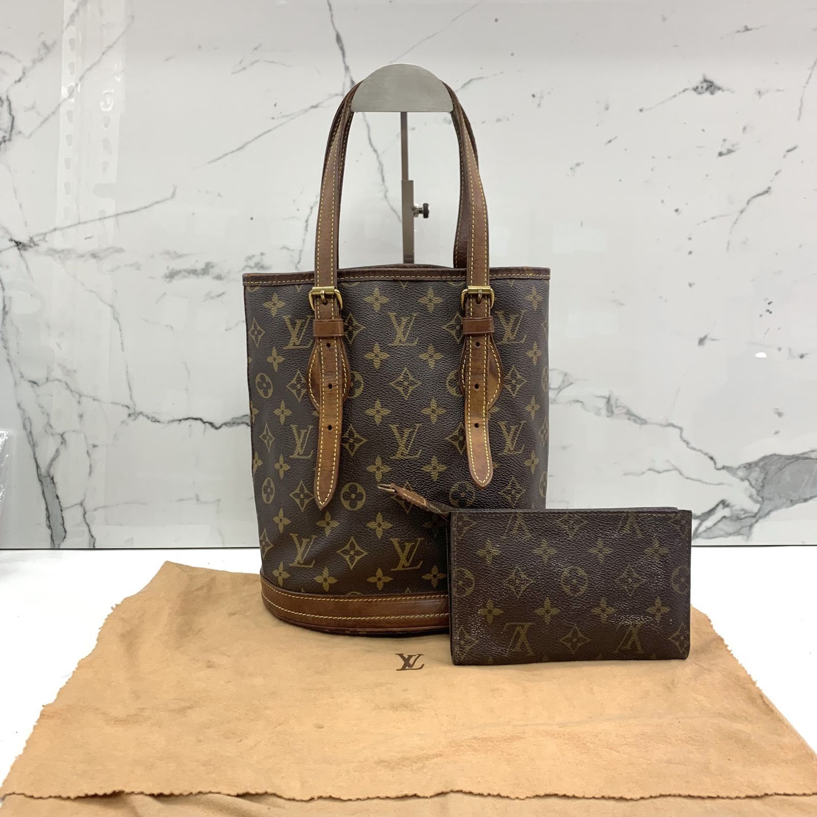 LOUIS VUITTON M42238 MONOGRAM BUCKET PM WITH POUCH SHOULDER BAG 247043407 AL Luxury Bags Wallets on Carousell