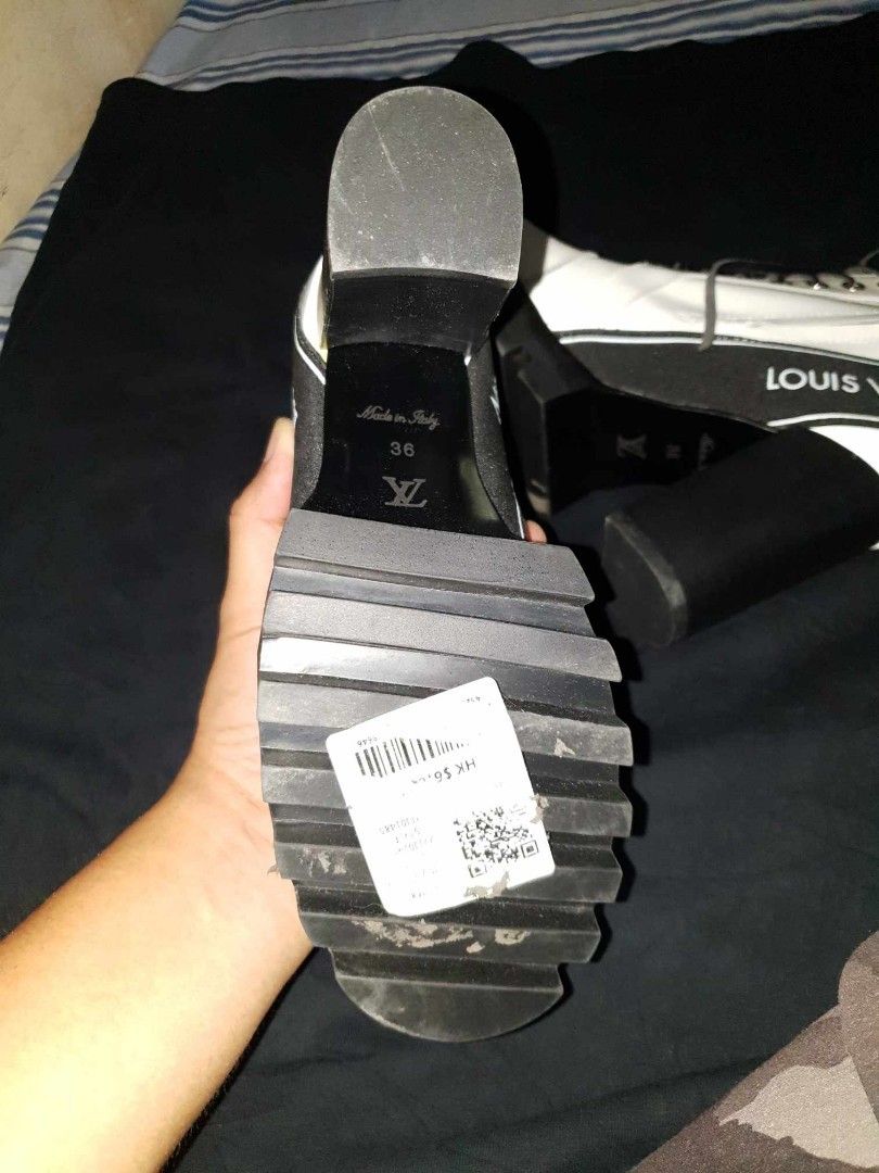 LV boots (Category: Boots) located in Zamboanga. Submitted by chie1982 (Listing ID 1324614813, Image 3). Description: .