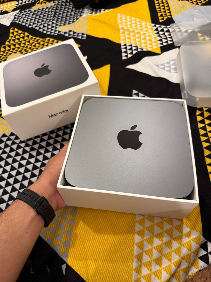 Mac Mini i5 Processor 8GB RAM, 256 Storage (Category: Desktops) located in General Trias. Submitted by rva_gadgets (Listing ID 1324723782, Image 1). Description: Unboxed Sept 8 only! Bagong bago! --- Latest OS Installed : macOS Sequoia (version 15) Apple Warranty : Until Sept 7, 2025 🫰 RFS: Natatanga sa Mac, Will go back to Windows Location: Gen Trias, Cavite NOTE; fixed price, not in a hurry. pls kung hindi ka interesado wag ka na mag message t