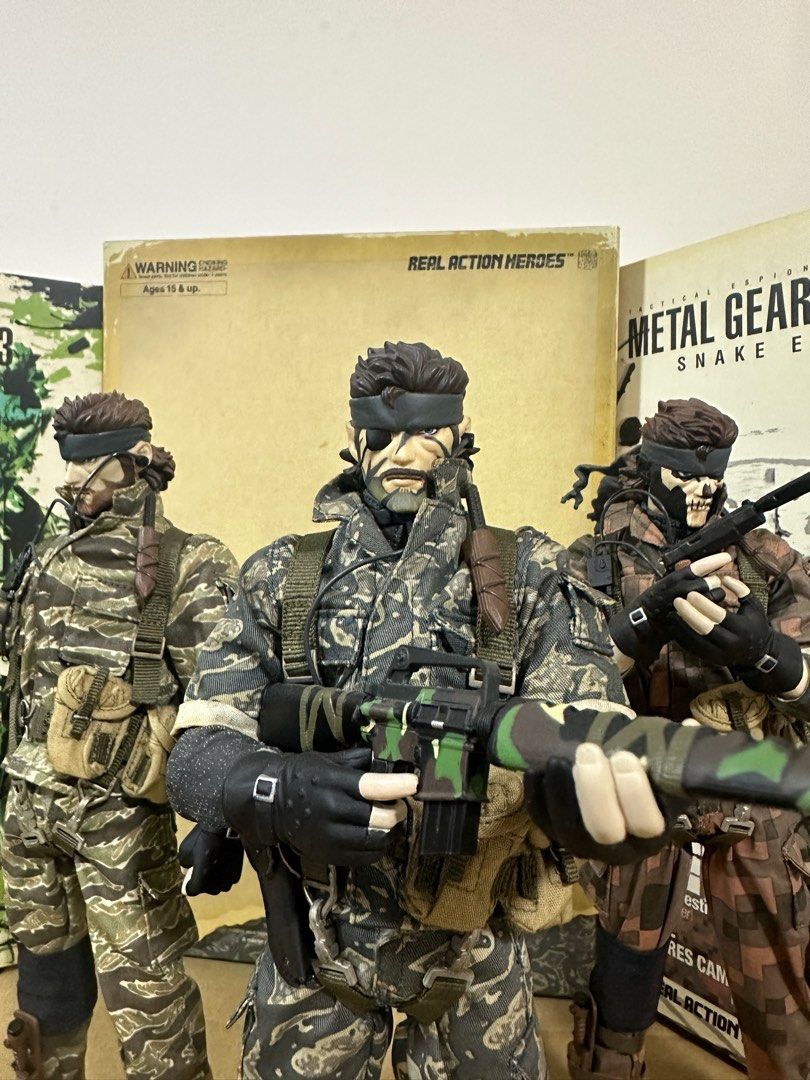Medicom RAH Metal Gear Solid 3 Snake Eater, action figure. Scale 1