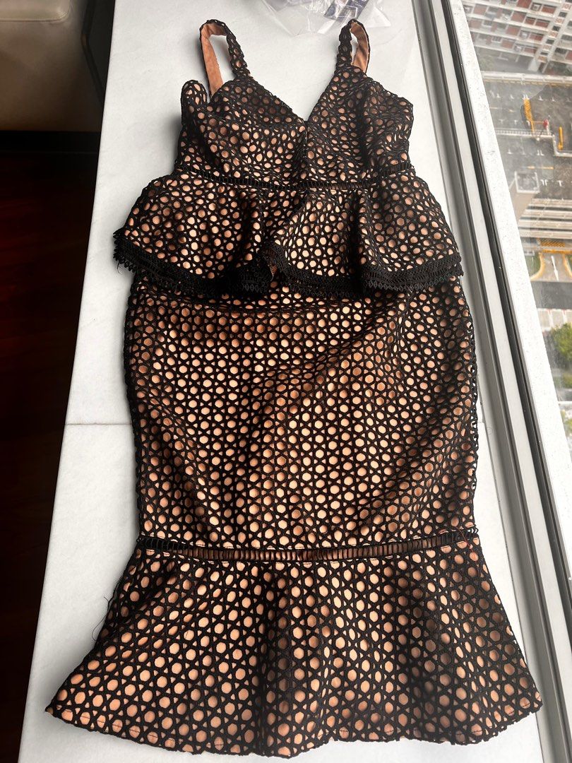Missguided peplum dress outlet