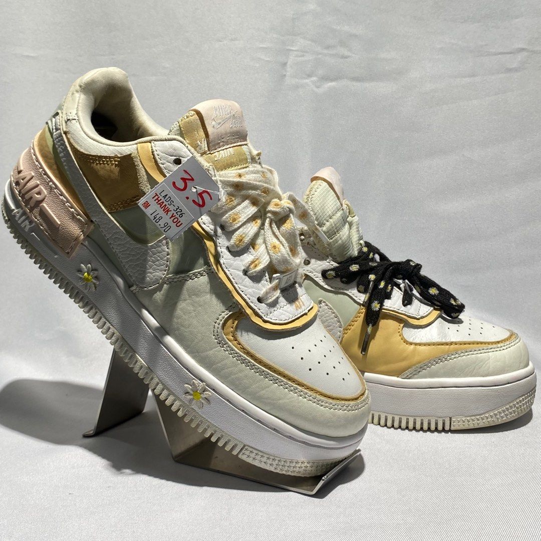 NIKE AIR FORCE 1 DAISY