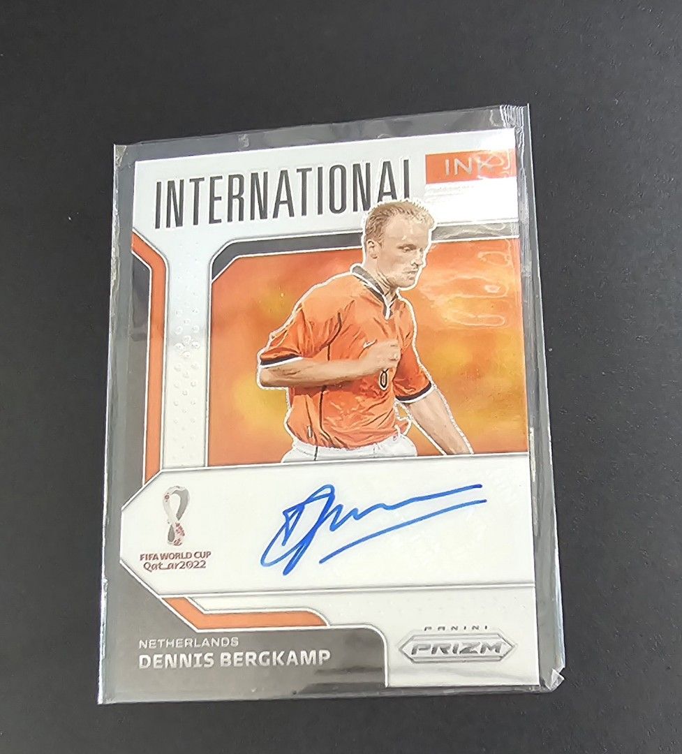 Panini Soccer Dennis Bergkamp Prizm Auto, Hobbies & Toys, Toys 
