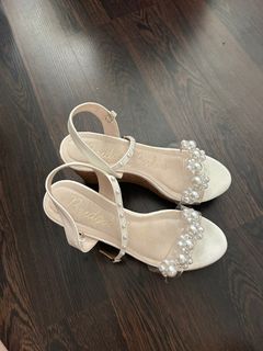 (Category: ) located in . Submitted by mvriothrift (Listing ID 1324614529, Image 1). Description: .