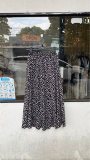 (Kategori: ) berada di . Dikirim oleh chindo.thriftshop (ID iklan 1324667937, Gambar 1). Deskripsi: .