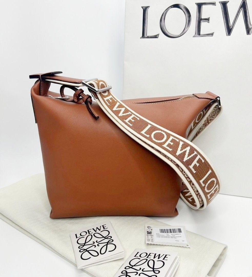 Pre order loewe cubi small (Category: Luxury Bags & Wallets) located in Las Pinas. Submitted by glamdustph (Listing ID 1324726080, Image 2). Description: STAFF SALE 💯 authentic retail price 98k at least 35k dp bag charm not included 1st week of oct arrival plus loc sf Thank you.