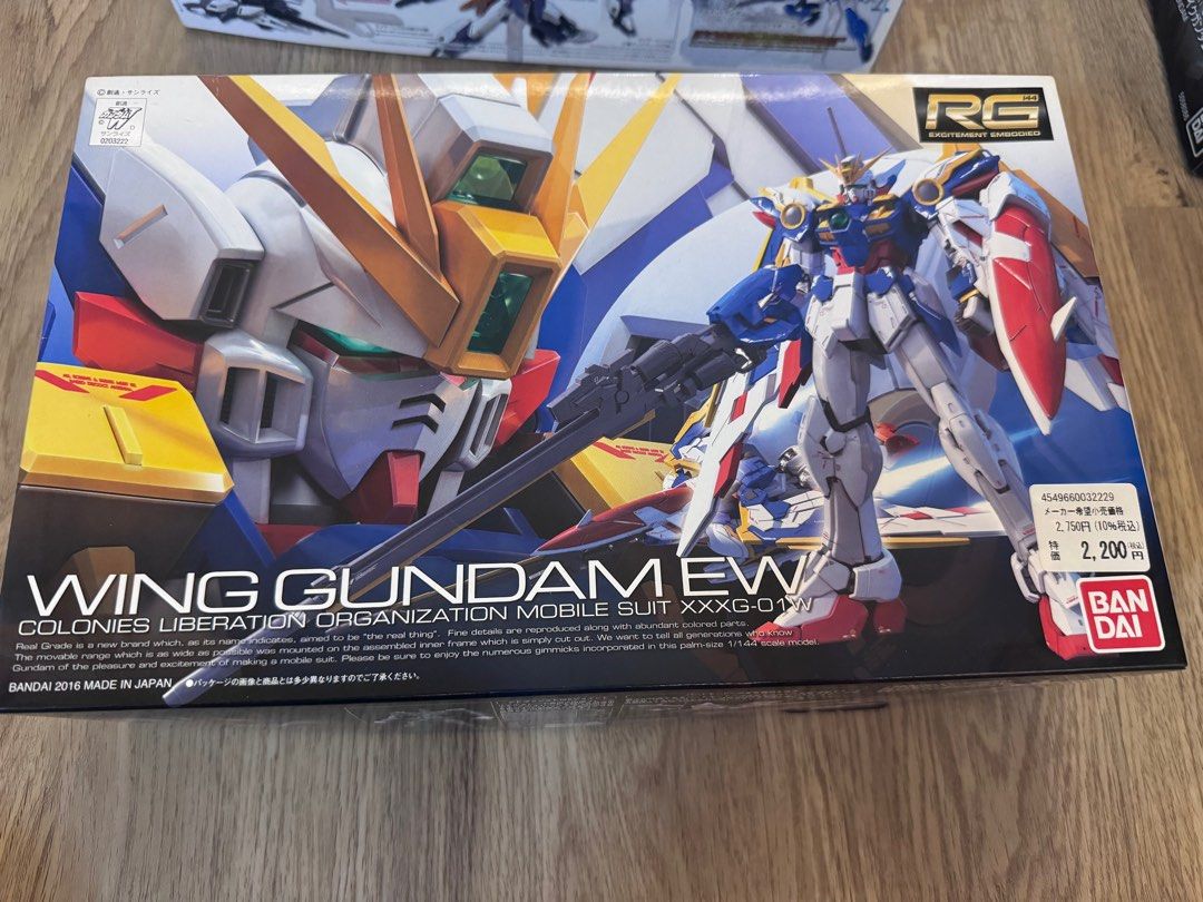RG Wing Gundam EW (Category: Gundam Model Kits) located in Singapore. Submitted by nerostrife (Listing ID 1324706964, Image 1). Description: Self collect Weekday 8-5 suntec tower 2 after 9pm queentown/dawson area Weekend queentown/dawson area.