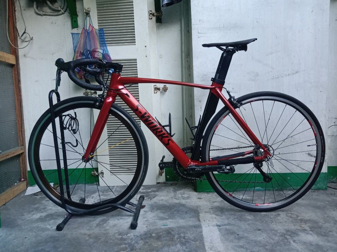 (Road Bike Atomic Covert Aero Frame Size Medium 48) Repainted to S-Works (Category: Bicycles) located in Manila. Submitted by raymart0112 (Listing ID 1324655978, Image 1). Description: For Sale Road Bike Atomic Covert alloy frame rim brake Fork: Alloy Fork Fd: Shimano Claris r2000 Rd: Shimano Claris r2000 9 speed Cogs: Shimano HG 201 9speed 11-30t Crankset :Shimano 105 5800 2x 53-39t Brake Caliper and Break Pads: Shimano Claris r2000 Front and Re