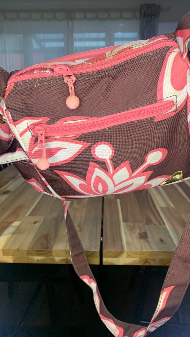 ROXY sling bag, Women's Fashion, Bags & Wallets, Crossbody Bags on