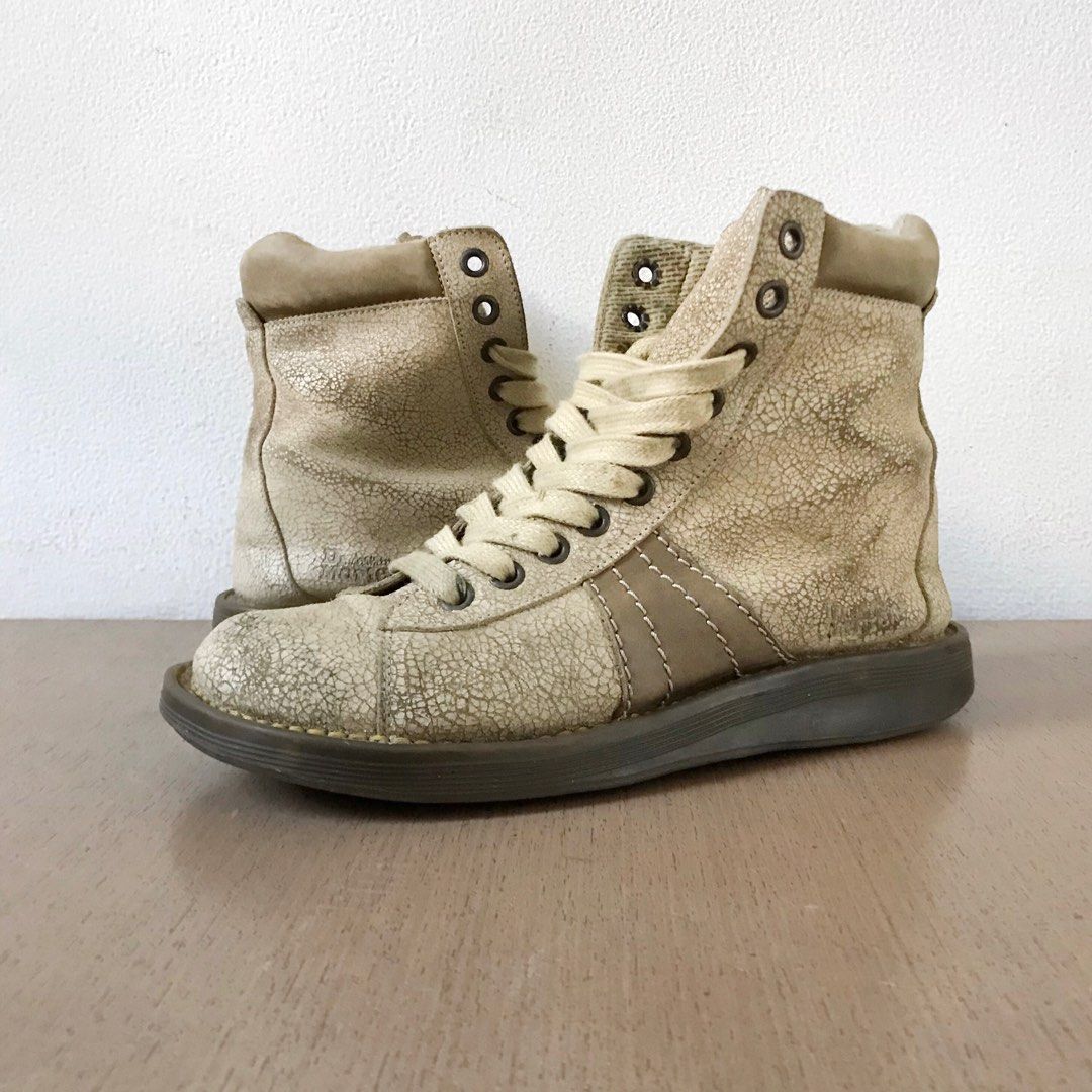Sepatu Dr. Martens Mel 2B25 Boots size 37 Fesyen Wanita Sepatu di Carousell
