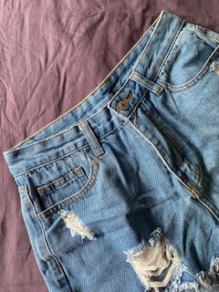 (Category: ) located in . Submitted by sarrrawrr (Listing ID 1324645608, Image 1). Description: .