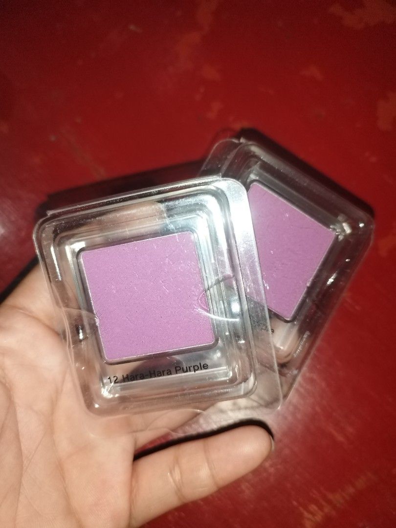 Shiseido POP PowderGel Eye Shadow (Category: Makeup) located in Las Pinas. Submitted by lene1016 (Listing ID 1324624571, Image 2). Description: AVAILABLE SHADE: 12 HARA HARA PURPLE- 2pcs.