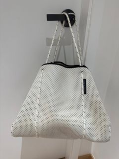 （分類：）位於 。 由 irisisya 提交（商品編號 1324590239，圖片 1）。簡介： 。