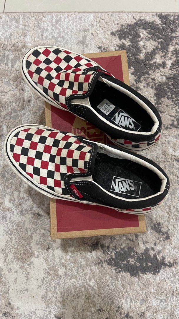 Vans checkerboard size 2 on sale