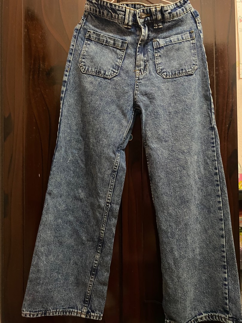 High-Waisted Wide-Leg Pocket Jeans