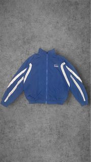(Kategori: ) berada di . Dikirim oleh zarshoop (ID iklan 1324584089, Gambar 1). Deskripsi: .