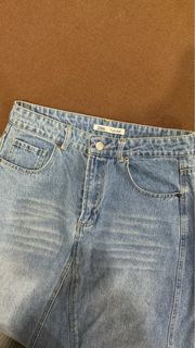 (Category: ) located in . Submitted by tipopreloved (Listing ID 1324676267, Image 1). Description: .