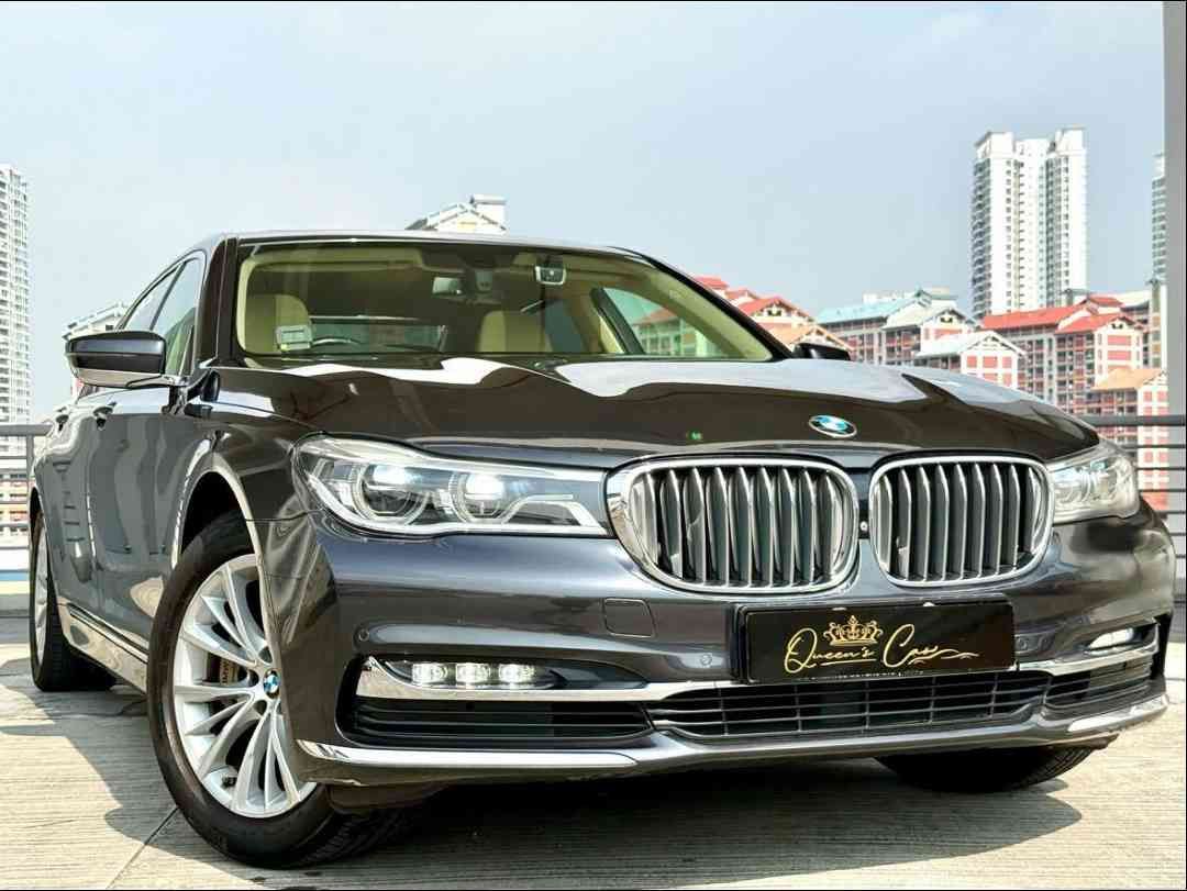 B.M.W. 730LI LED NAV HUD SR RCP (Category: Used Cars) located in Singapore. Submitted by queenscarpl (Listing ID 1360463004, Image 1). Description: Showroom: Sin Ming 176 Sin Ming Drive #01-18 Singapore 575721 Sales Contact: Alvin Ng tel:88132929 .