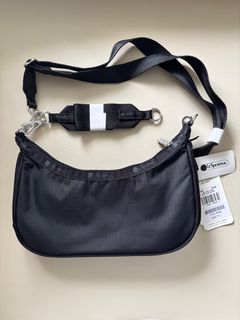 （分類：）位於 。 由 abchan1235 提交（商品編號 1344785874，圖片 1）。簡介： 。