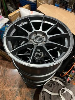 (Category: ) located in . Submitted by autocars69 (Listing ID 1344874555, Image 1). Description: .