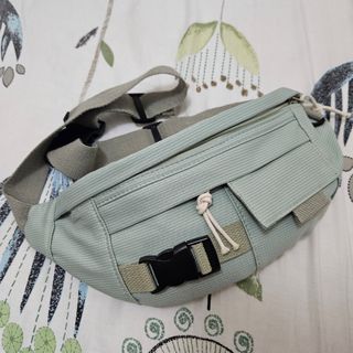 （分類：）位於 。 由 lingggg5 提交（商品編號 1344897859，圖片 1）。簡介： 。