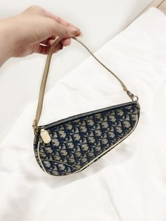 （分類：）位於 。 由 bagguhk 提交（商品編號 1344876861，圖片 1）。簡介： 。