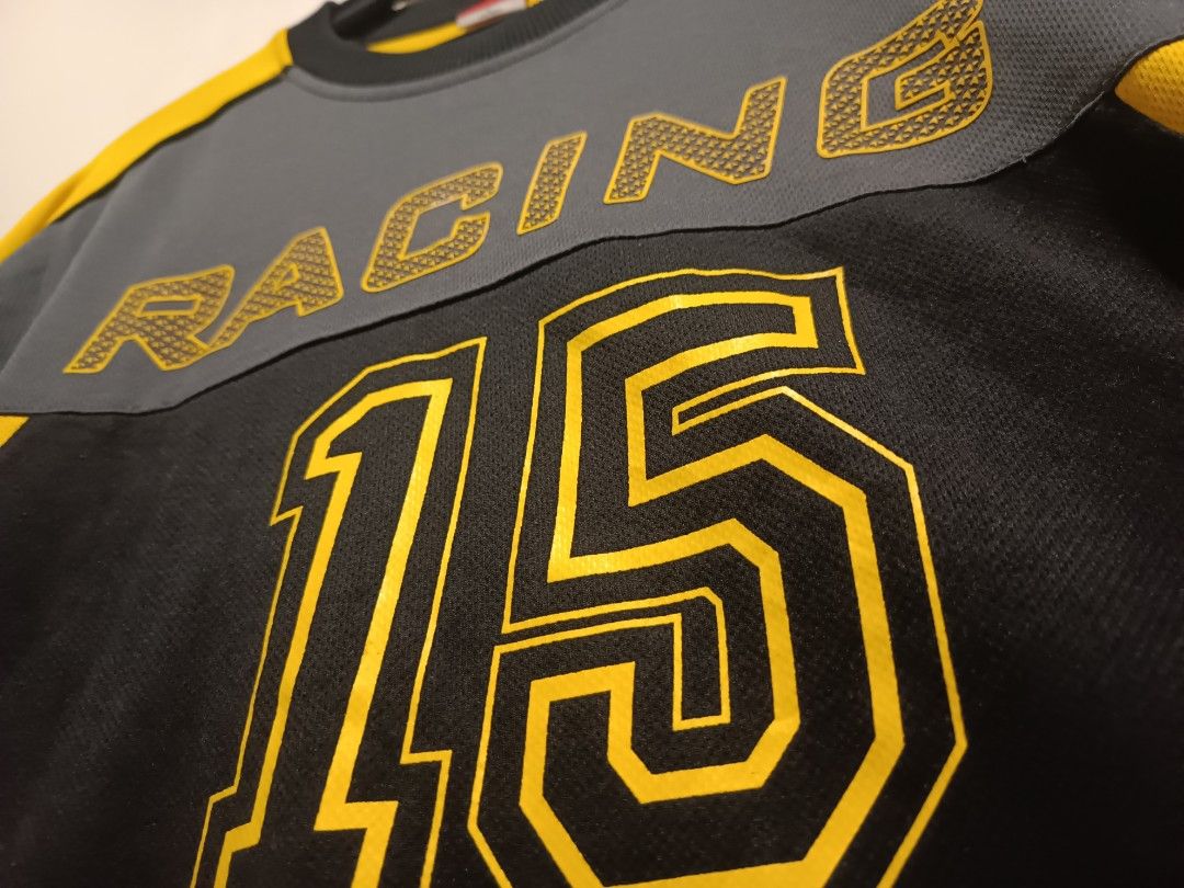anta racing long sleeve (size large) (Category: Coats, Jackets and Outerwear) located in Malabon City. Submitted by flowstate_rem (Listing ID 1344920150, Image 3). Description: +sf mop gcash(payment first) courier jnt.