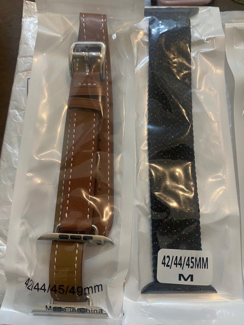 Apple Watch Series 8 45mm straps & case (Category: Wearables & Smart Watches) located in Makati City. Submitted by sunsetk (Listing ID 1344837354, Image 2). Description: Take all for 500. Delivery via j&t or lbc. pick up also available in taguig..