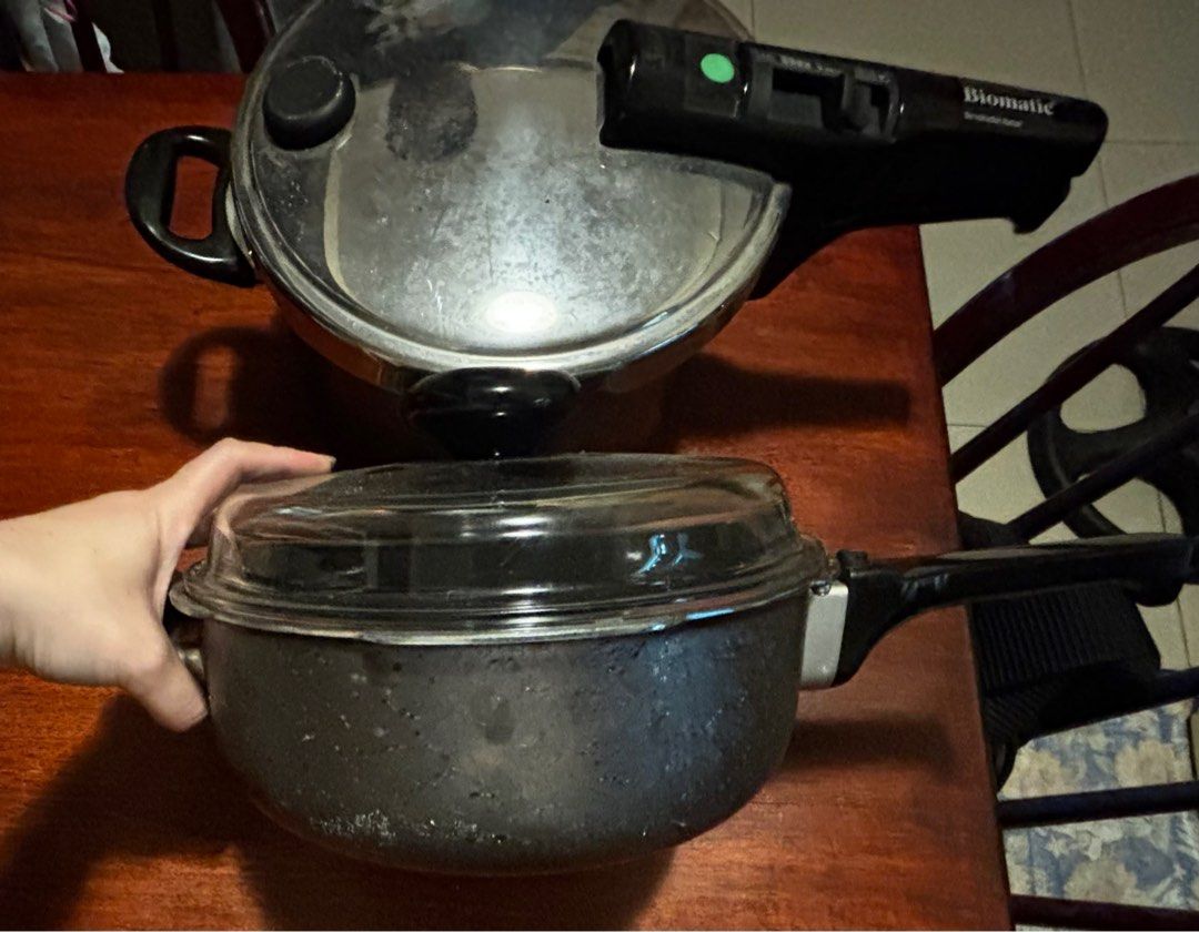 Biomatic Pressure cooker (Category: Cookware & Accessories) located in Quezon City. Submitted by hotstuffmanila (Listing ID 1344769576, Image 2). Description: Selling set of 2 .