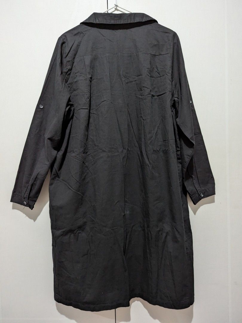 Black Long Sleeves Button Down Loose Midi Dress (Category: Dresses) located in Quezon City. Submitted by mercurials (Listing ID 1344895510, Image 2). Description: - In excellent used condition - With 2 front pockes - No size on tag but can fit small to medium frame (loose fitting) - See photos for dimension MOP: Gcash/Maya Shipping via Grab/Lalamove/J&T (shipping from Quezon City near Anonas area).