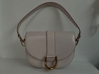 （分類：）位於 。 由 nlau. 提交（商品編號 1344790749，圖片 1）。簡介： 。