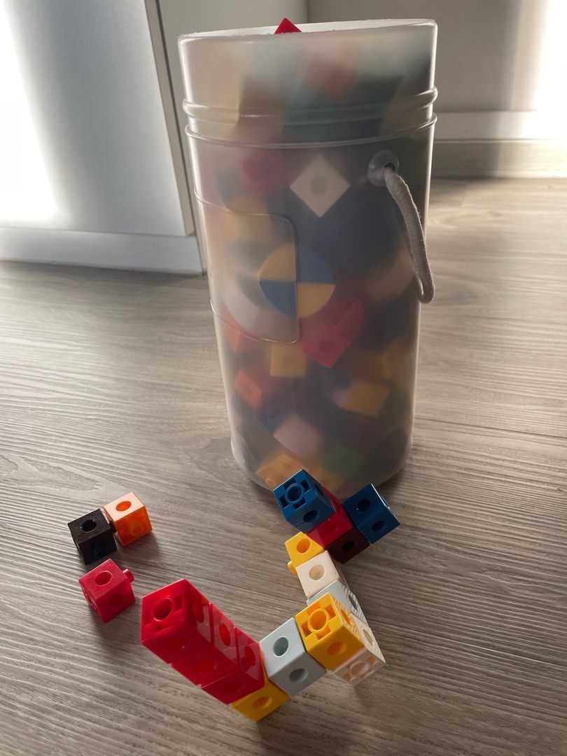 Cubes (Category: Lego & Building Sets) located in Singapore. Submitted by angelxy (Listing ID 1344847359, Image 1). Description: .