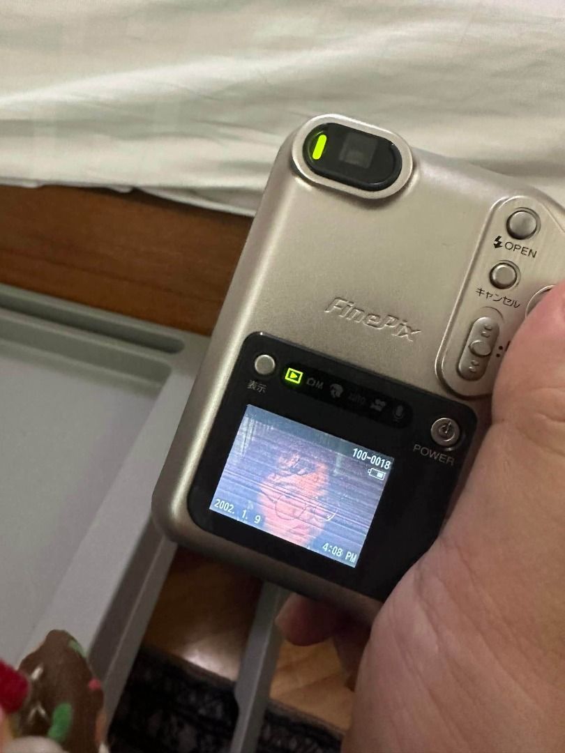 FUJIFILM FINEPIX F601 DIGICAM DIGITAL CAMERA WITH SENSOR ISSUE READ DESCRIPTION (Category: Cameras) located in Makati City. Submitted by lavenderkai (Listing ID 1344839305, Image 3). Description: Camera is functional (can take photos, flash, shutter, modes, etc) BUT as seen in the sample pics taken from it, it has a sensor issue. PLEASE only consider purchasing if you understand and are alright with the sensor issue, can be used for parts or repa