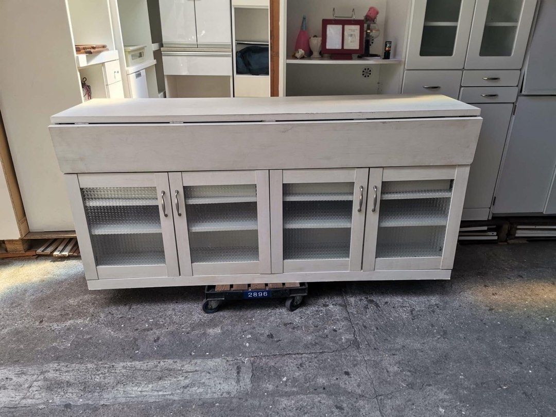 Functional Expandable Table (Category: Tables & Sets) located in Makati City. Submitted by luckyriver.56c980 (Listing ID 1344795691, Image 1). Description: Expandable Table ‼️Php 9,500‼️ -Space Saver! 😘😍 ✔CLOSE L-63 H-29.5 W-19.5” 📏 ✔OPEN L-63 H-29.5 W-34.5” 📏 ✔Back to Back Doors & Drawers 🗄 ✔Compress and Plyboard! 💢 ✔Scratches As-is! 👌 #japansurplus #expandabletable #functional.