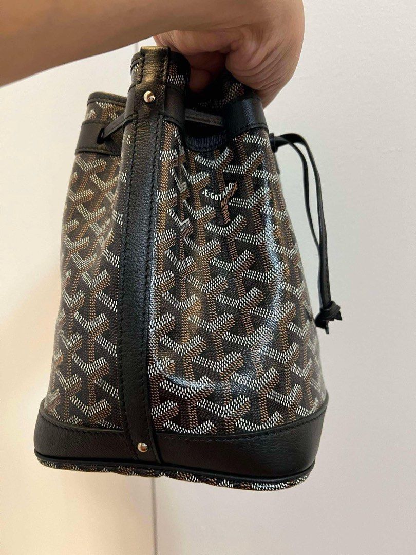 GOYARD Petit Flot Bucket Bag (Category: Luxury Bags & Wallets) located in Cavite. Submitted by louiessaliviac (Listing ID 1344855773, Image 2). Description: ✅ GOYARD Petit Flot Bucket Bag, 95% new, used 3-4x, complete inclusions, — dustbag, tag, cards, .