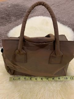 (Category: ) located in . Submitted by SutieShop (Listing ID 1344890234, Image 1). Description: .