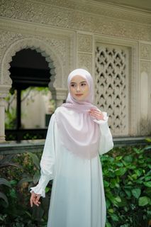 (Kategori: ) berada di . Dikirim oleh dhilla.scarf (ID iklan 1344759879, Gambar 1). Deskripsi: .