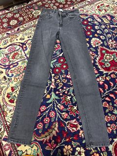 (Category: ) located in . Submitted by preloved.clozet (Listing ID 1344892990, Image 1). Description: .
