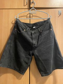 (Category: ) located in . Submitted by preloved_alex (Listing ID 1344819171, Image 1). Description: .