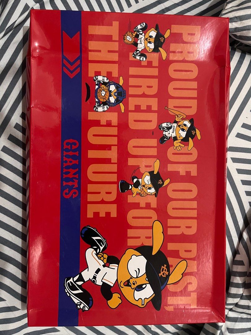 JAPAN YOMIURI GIANTS GIABBIT BATH TOWEL (Category: Bedding & Towels) located in Quezon City. Submitted by cleoshoppe (Listing ID 1344826206, Image 1). Description: •Bought in Tokyo, Japan •RFS: Extra lang nabili •BRAND NEW •PASS TO LOWBALLERS.