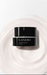 全新日本KANEBO CREAM IN DAY
滋潤日霜
SPF20 4g64237120289410110