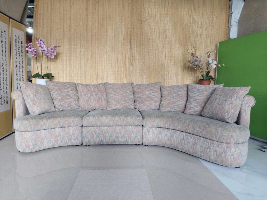 Karimoku Elegant Curved Sofa (Category: Sofas) located in Quezon City. Submitted by matetdevis13 (Listing ID 1344901115, Image 1). Description: Karimoku Elegant Curved Fabric Sofa Price: 13,900 L108 x W36 x H19.5/27.5 In good condition Code BLY G75-E461.